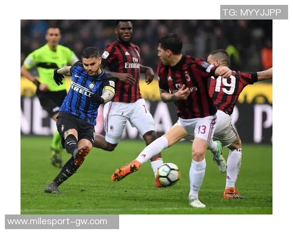 意甲10月最佳阵容揭晓莱奥博尼迪马尔科恰尔汉奥卢入选 意甲10月最佳阵容揭晓莱奥博尼迪马尔科恰尔汉奥卢入选